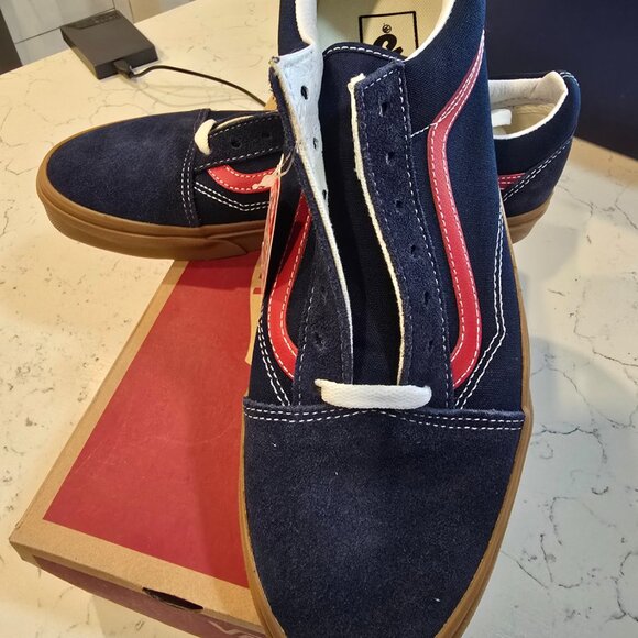 Vans Old Skool Shoes Dress Blues Chili Pepper Gum Bottom VN0A5KRFB09 Mens 10.5 - Picture 3 of 11